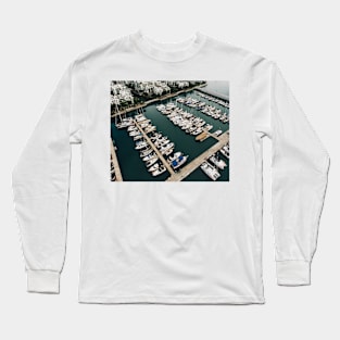 Listen to the waves Long Sleeve T-Shirt